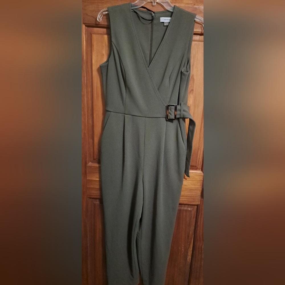 Amazing Calvin Klein pantsuit! - Picture 2 of 5